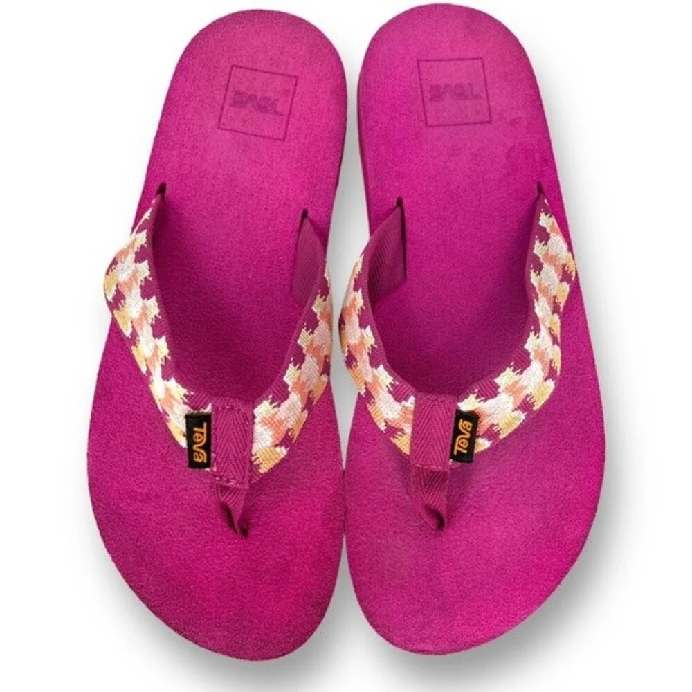 Teva Mush II Pink Flip Flops Big Girl/Women's Sz. 6